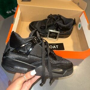 Women’s Black Air Jordan 4 Retro “Olivia Kim- No Cover” sneakers Size 7.5
